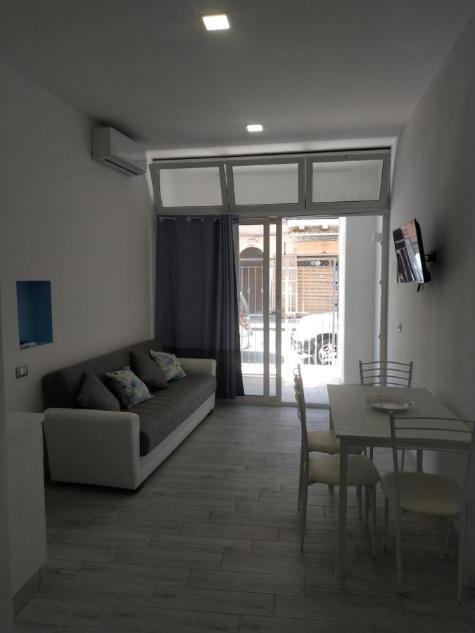 Loft Sul Mare Lägenhet Giardini Naxos Exteriör bild